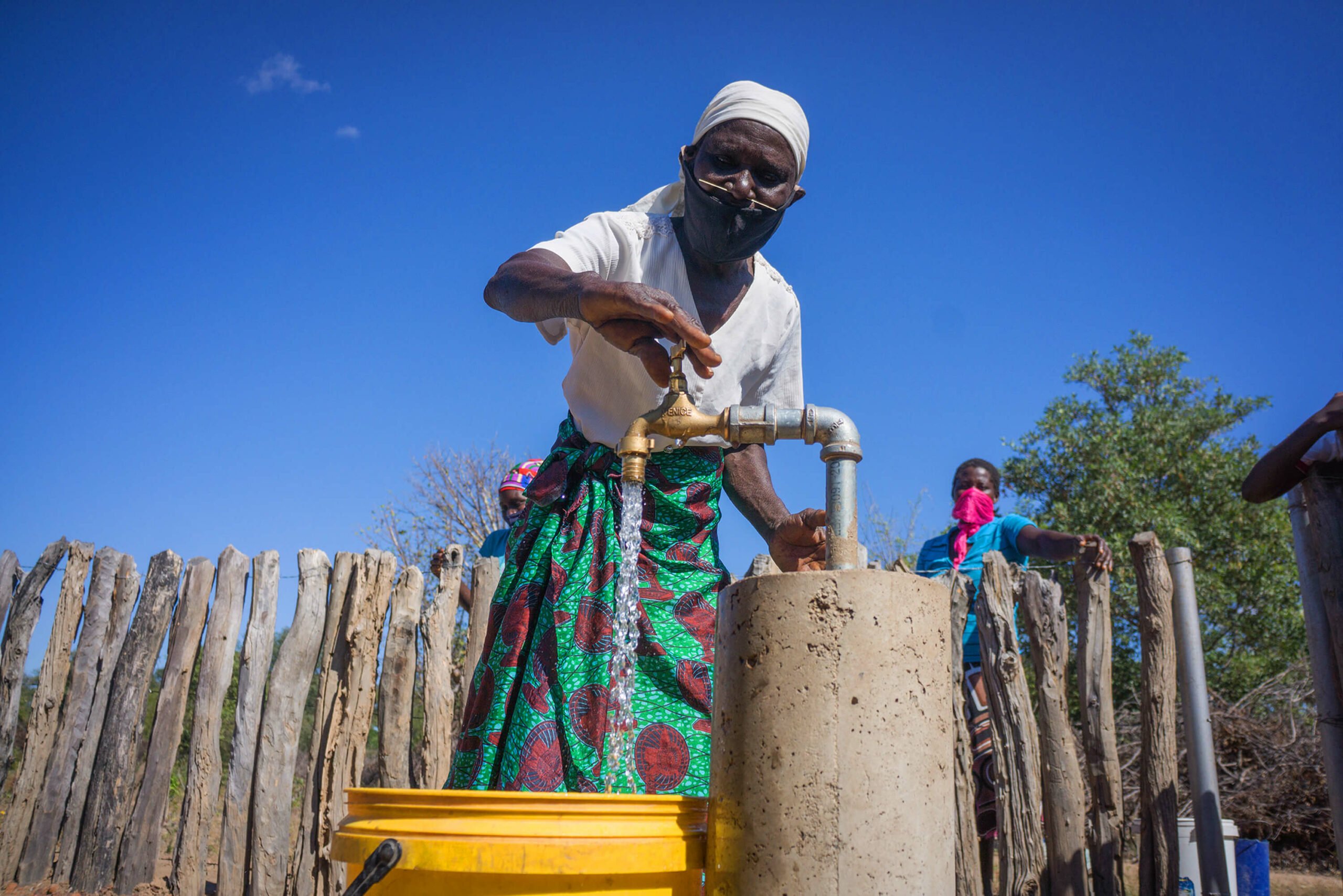 Our teams in Dongamuse have installed a brand-new solar-powered water system that provides people there with clean water.