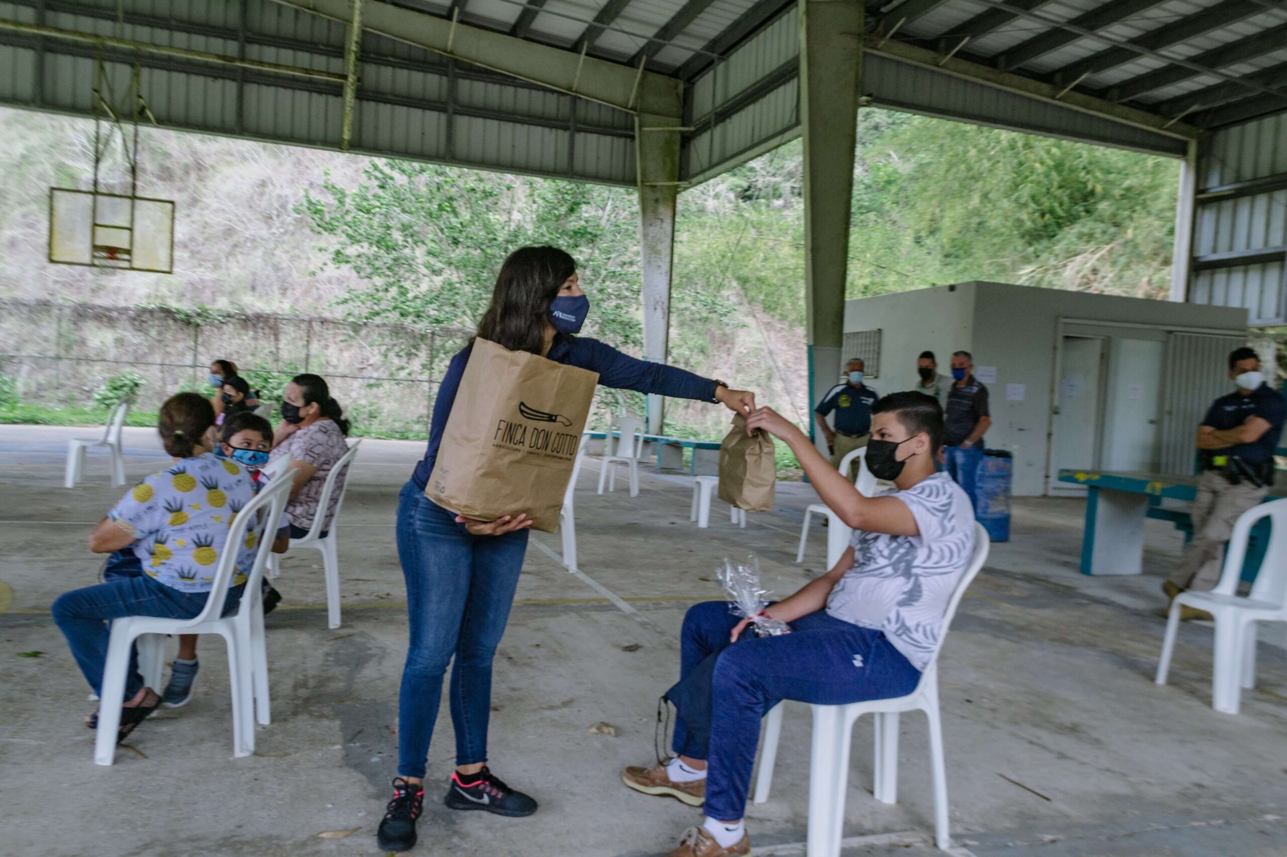 Nutrition and agriculture workshop in Pezuela.