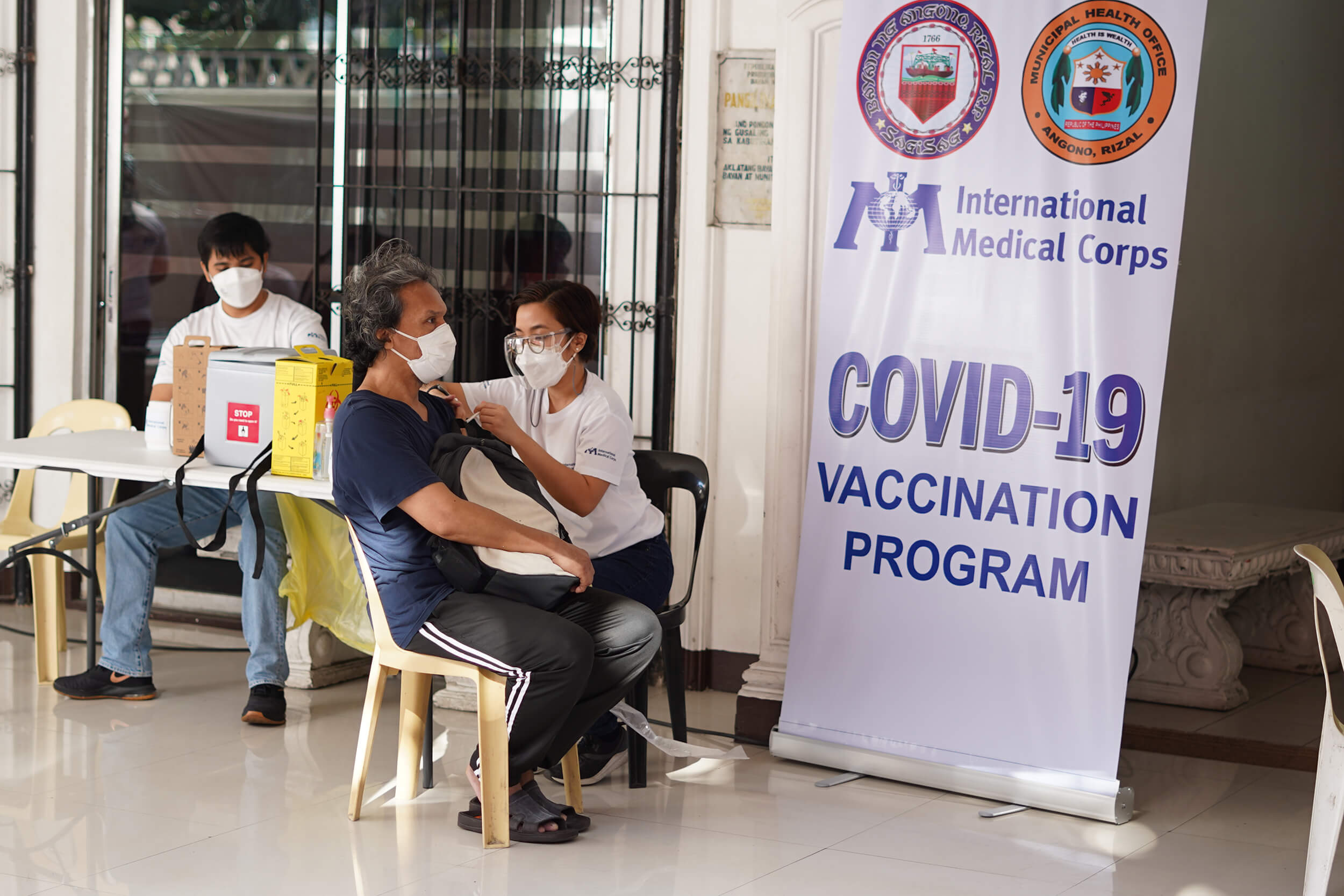 Vaccination campaign in Angono.