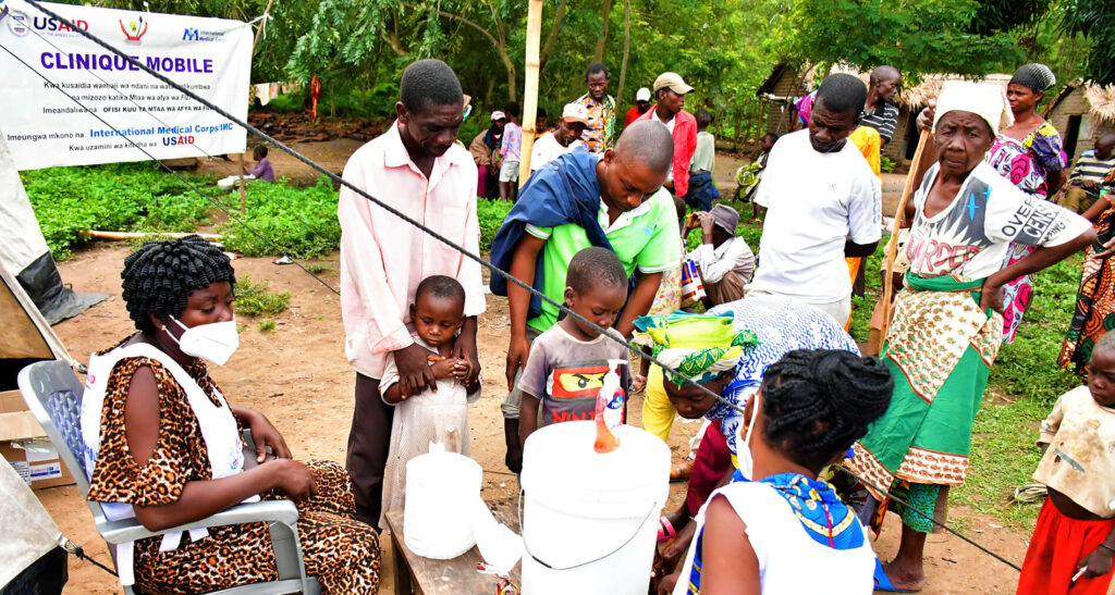 IDPs visit our mobile clinic in a village near Baraka in South Kivu province, DRC.