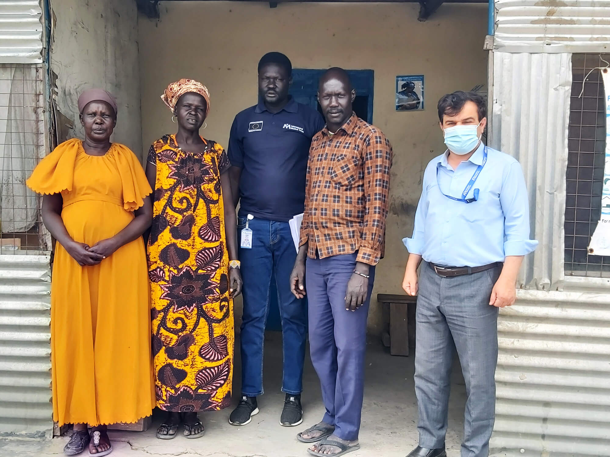 Dr. Ebadullah Hedayat meets with staff members at an International Medical Corps-supported health facility in Panyikang County.