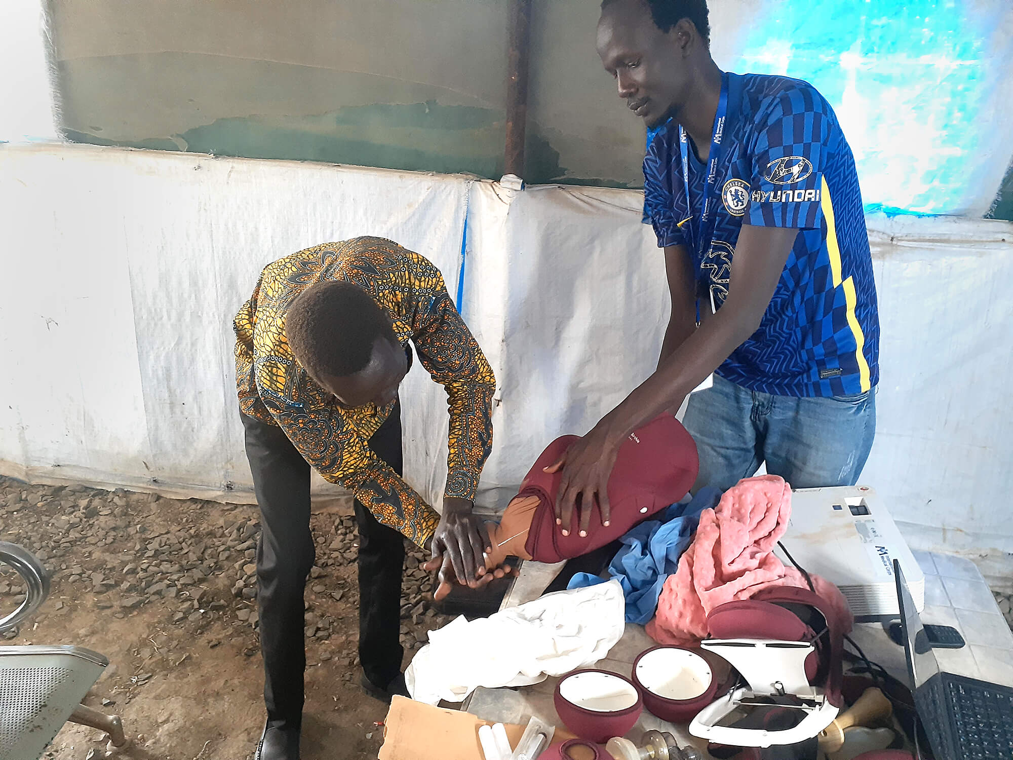 Ngor Gach Arop conducts training in Malakal, South Sudan, on basic emergency obstetric and newborn care.