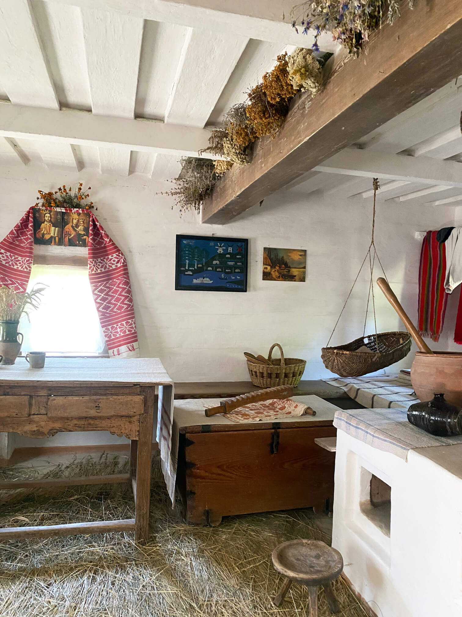 The interior of an 18th-century-style Ukrainian village home.