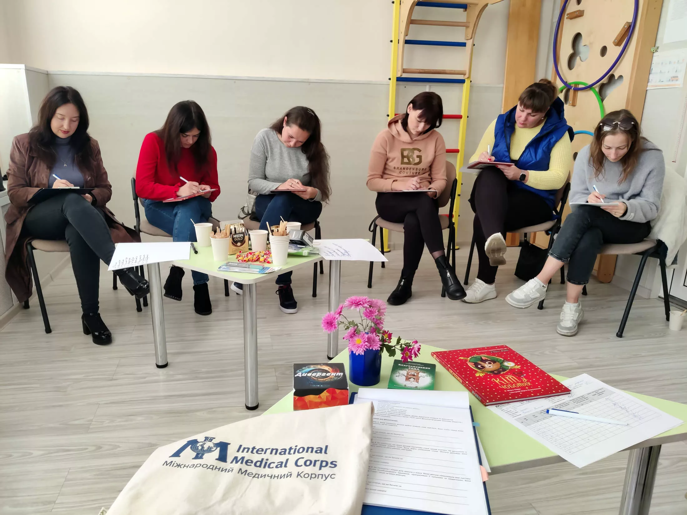 Our Ukraine team engages people in activities to support positive mental health.