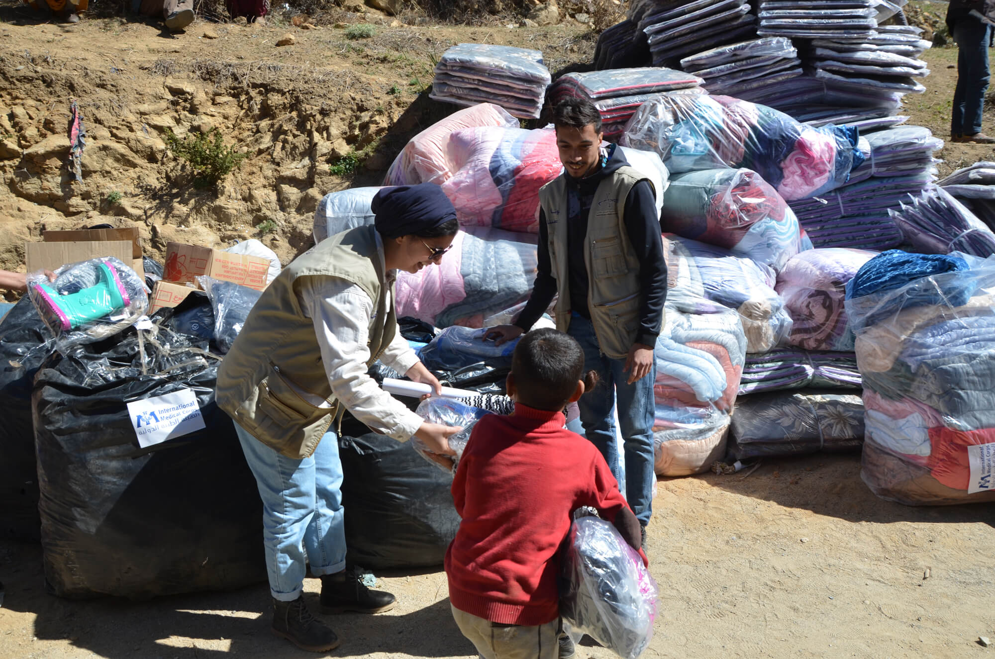 Our staff distributes winterization kits in Taroudant province, Morocco.